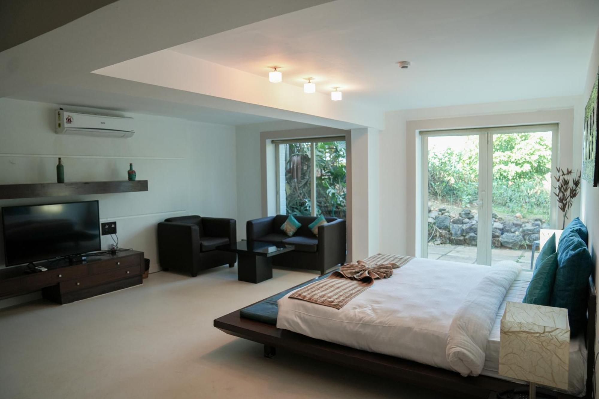 Regenta Beach House Resort, Goa Benaulim Exterior foto